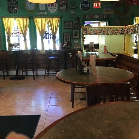 Halfway House Motel Elizabethtown Екстериор снимка